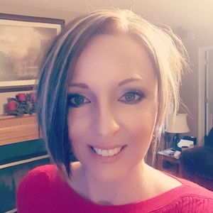 Meet your Posher, Deana